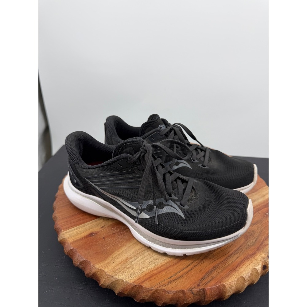 Saucony Kinvara 12 Running Shoes Womens 7 Black Silver S10619-45 Sneakers